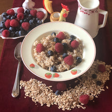 Load image into Gallery viewer, Certified Organic Thick Rolled Oats